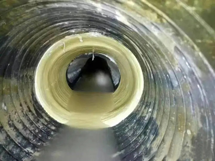 宏伟内衬修复法通常适用于哪些类型的断面管道